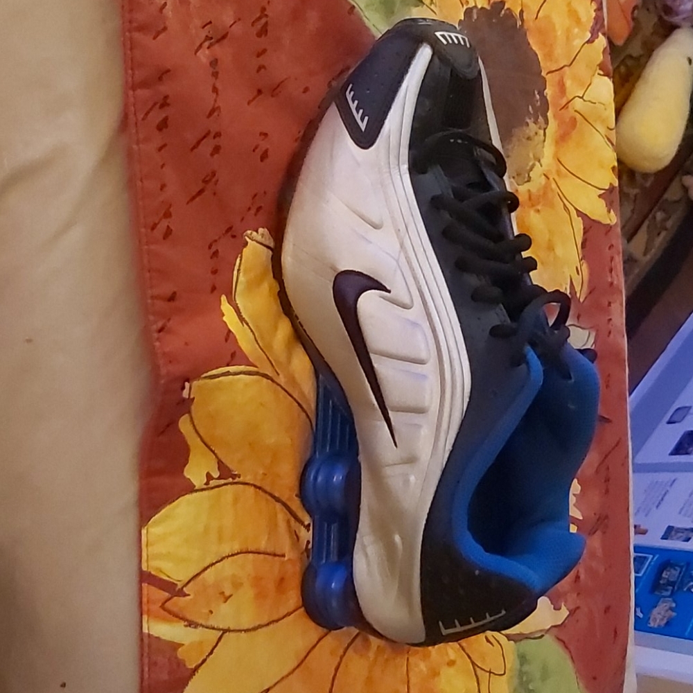 Nike shox